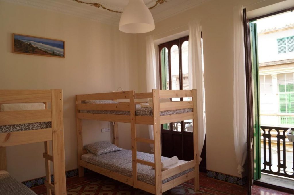 Hostel Pura Vida - Albergue Juvenil Palma de Mallorca