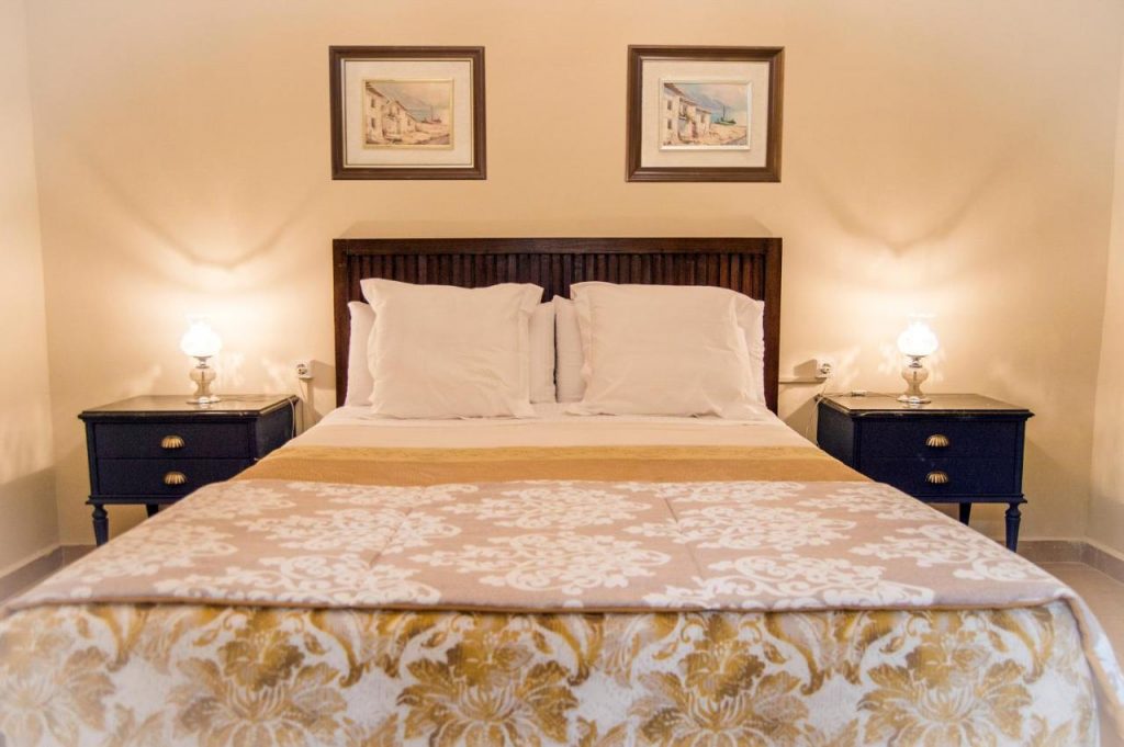 CANDIL Comares by Alhambra Suite | Granada